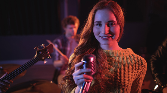 Cursos conversacionales de inglés con PNL en Bogotá para profesionales